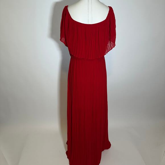 NWT Premier Amour Red Off The Shoulder Maxi Dress Womens Size 10 Pleated Formal - Picture 6 of 11